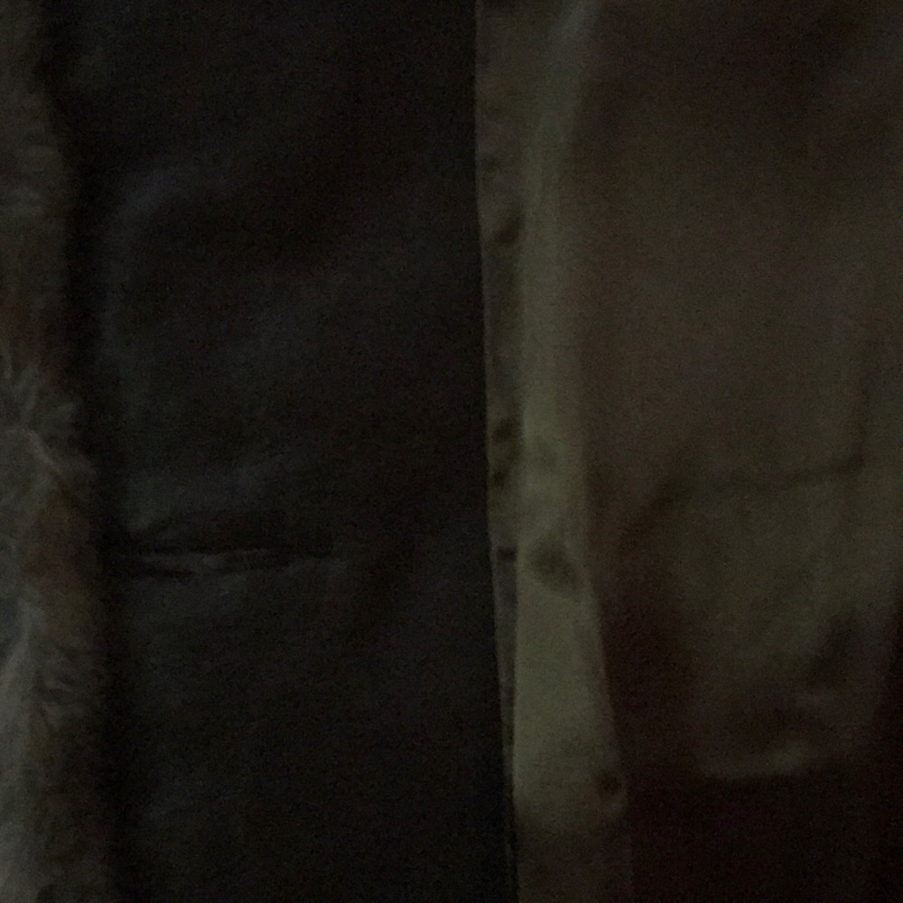 Coat - Picture 7 of 11